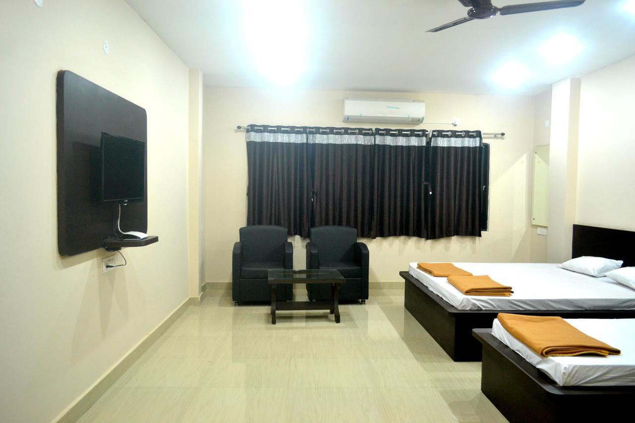 Hotel Bhammars Balangir 部屋 写真