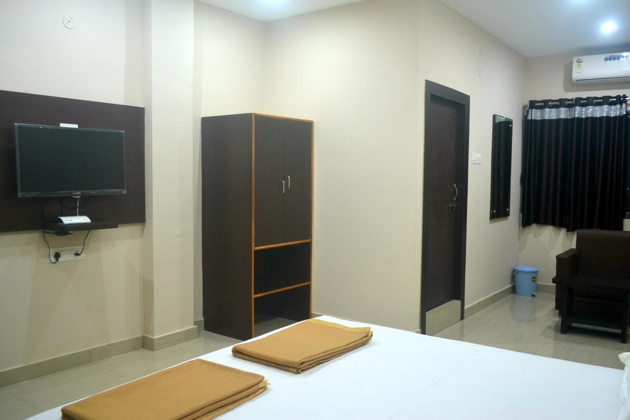 Hotel Bhammars Balangir 部屋 写真