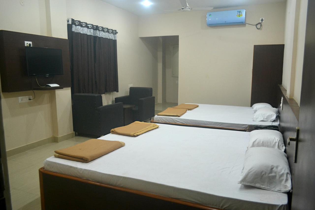 Hotel Bhammars Balangir 部屋 写真
