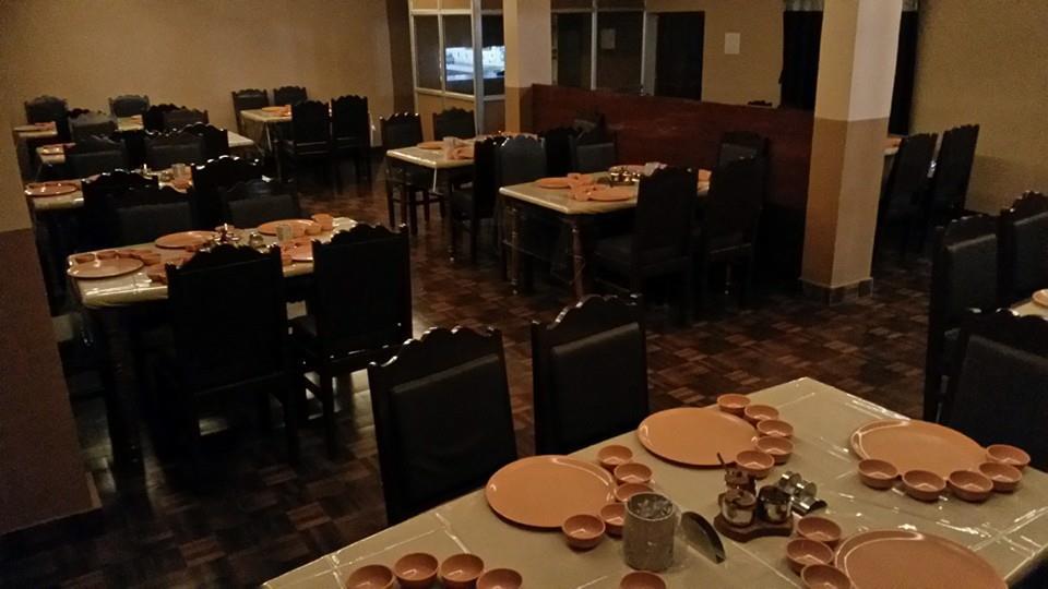 Hotel Bhammars Balangir エクステリア 写真